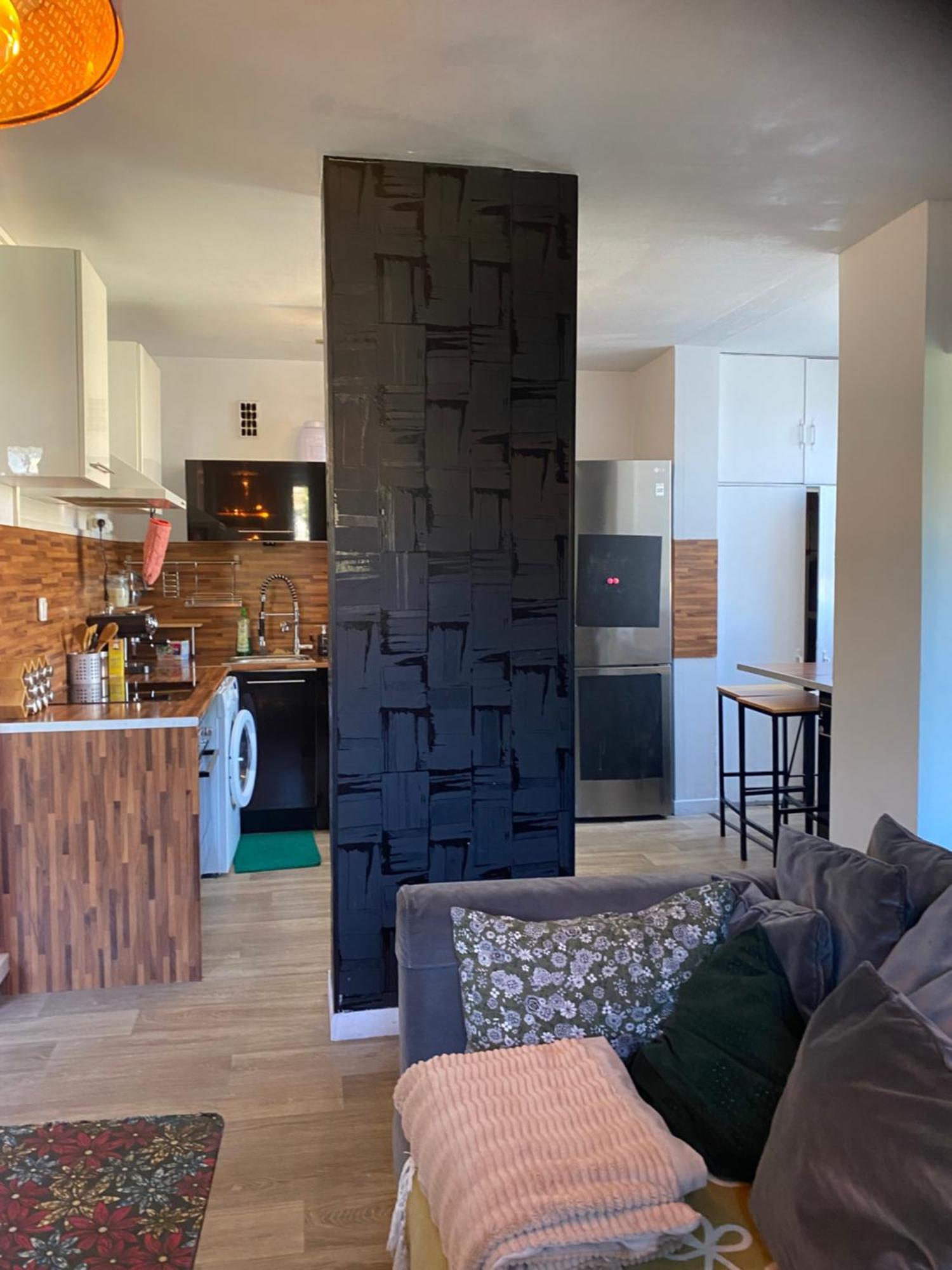 Bel Appartement Spacieux ,Convivial De 3 Chambres Avec Parking Prive Secure Caen Exterior photo