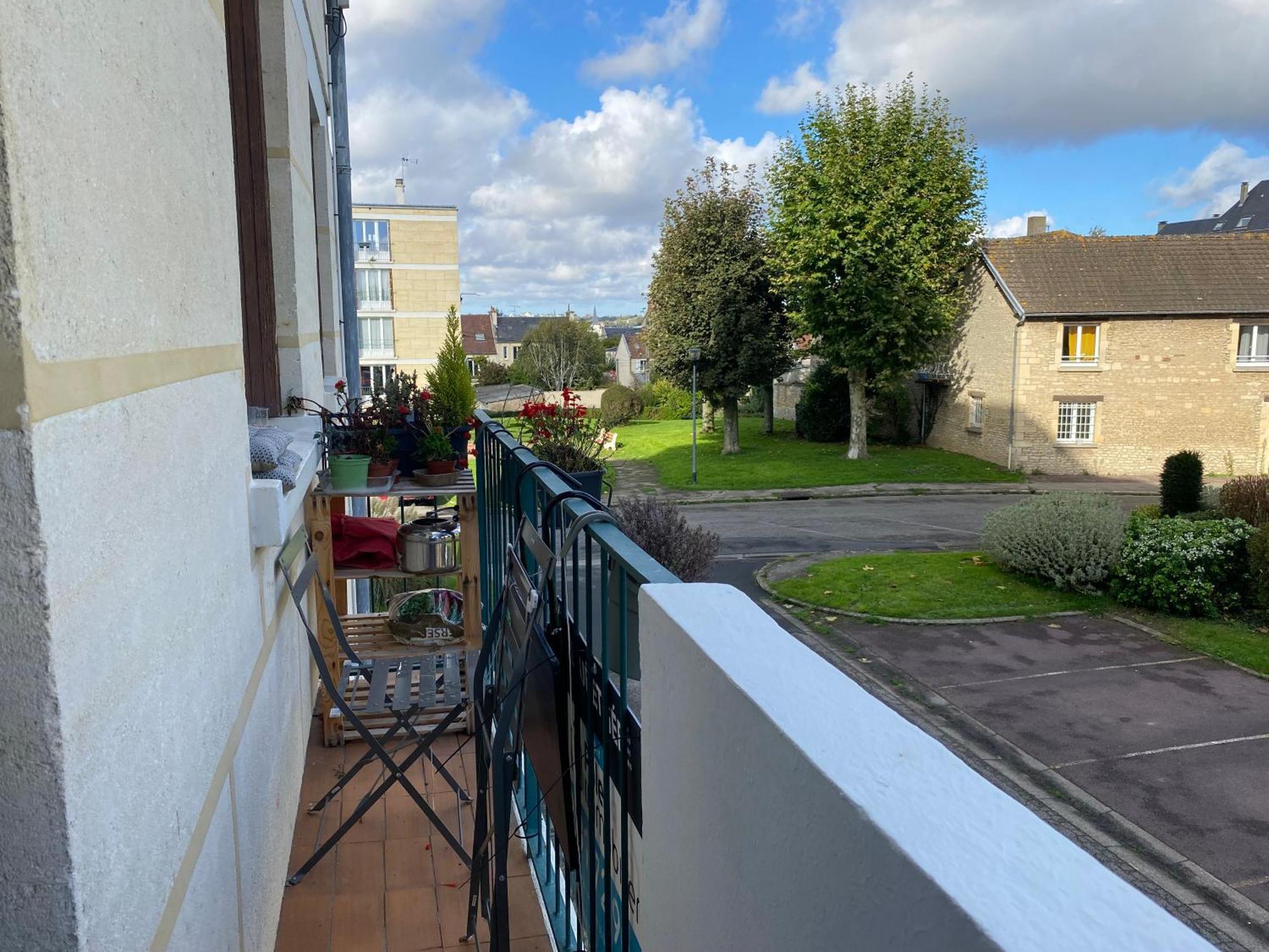 Bel Appartement Spacieux ,Convivial De 3 Chambres Avec Parking Prive Secure Caen Exterior photo