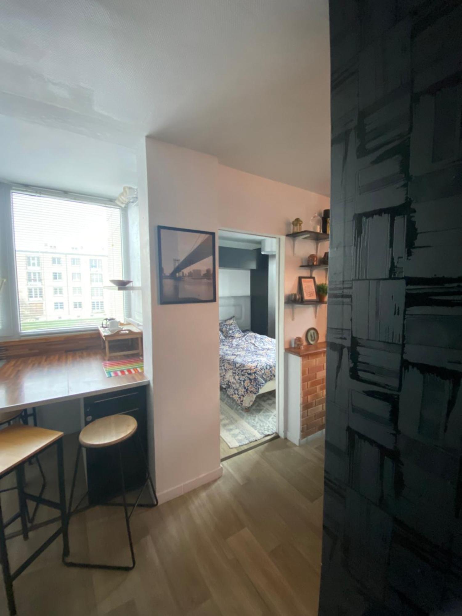 Bel Appartement Spacieux ,Convivial De 3 Chambres Avec Parking Prive Secure Caen Exterior photo
