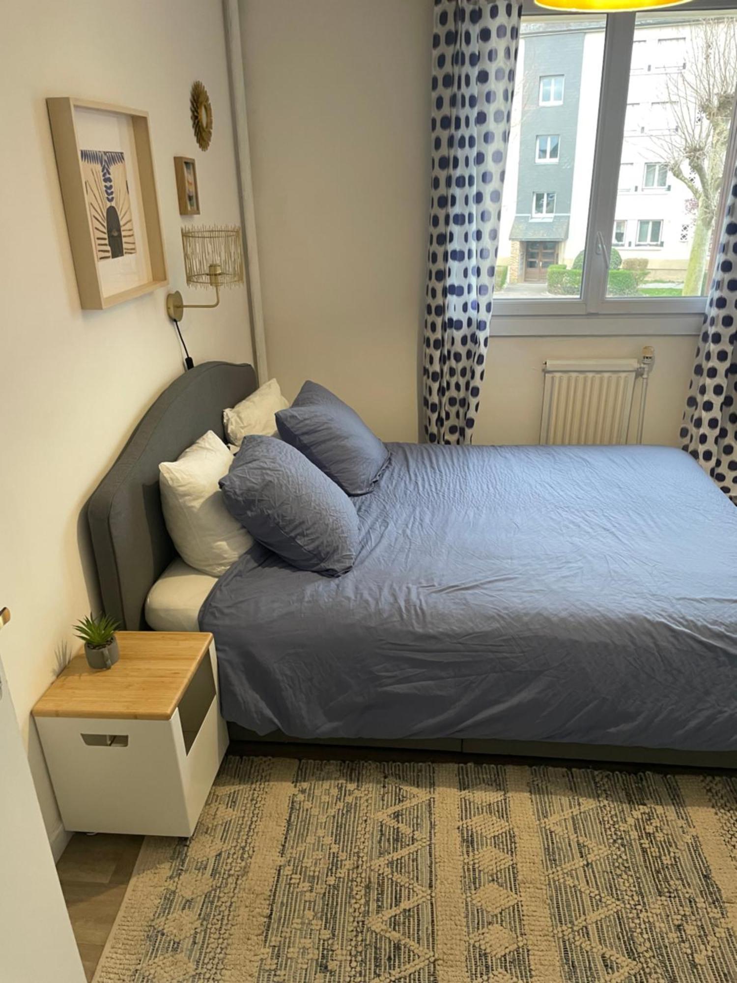 Bel Appartement Spacieux ,Convivial De 3 Chambres Avec Parking Prive Secure Caen Exterior photo